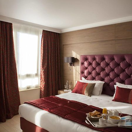 Royal Garden Champs-Elysees Hotel Paris Exterior photo