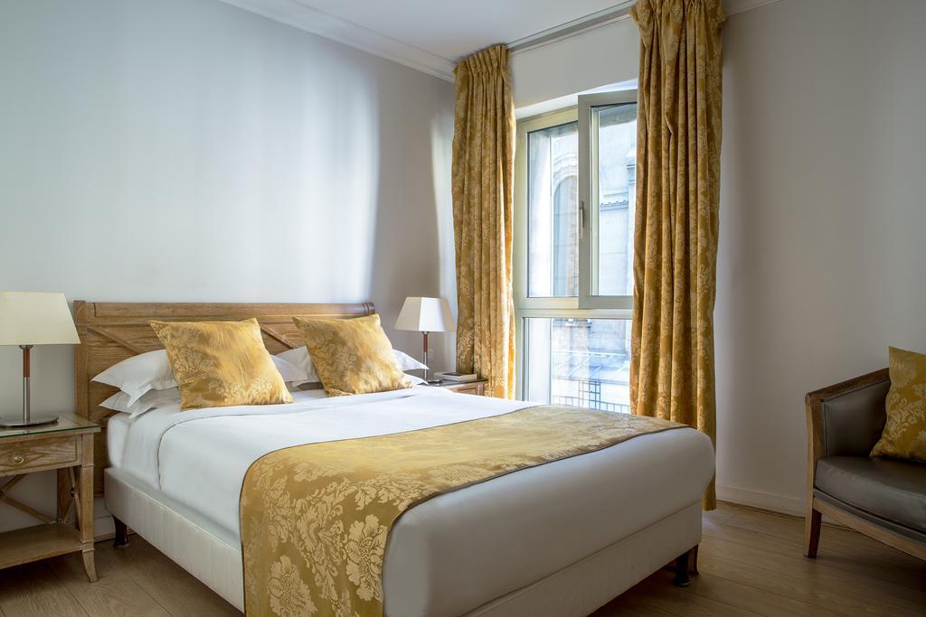 Royal Garden Champs-Elysees Hotel Paris Exterior photo