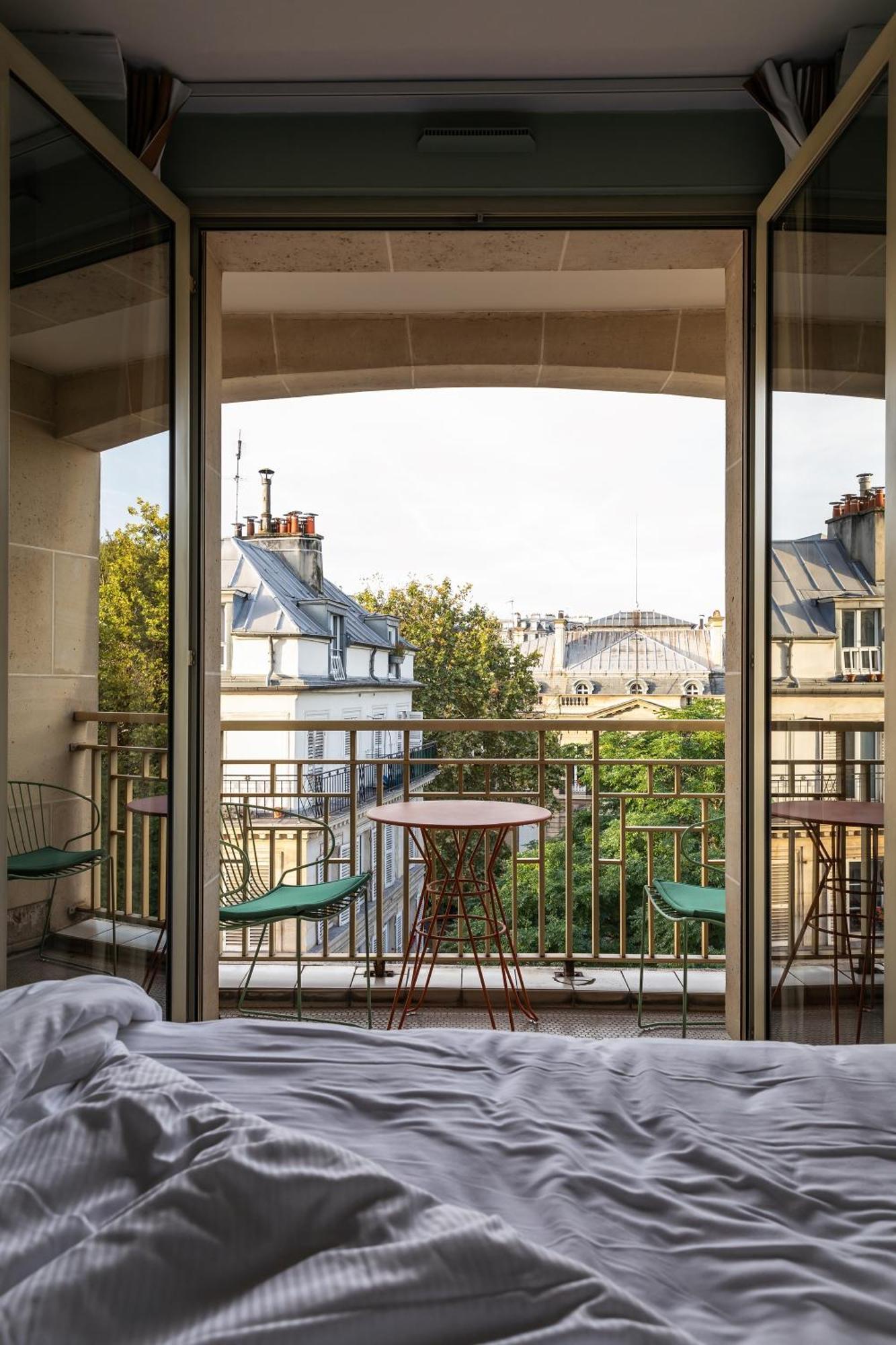 Royal Garden Champs-Elysees Hotel Paris Exterior photo